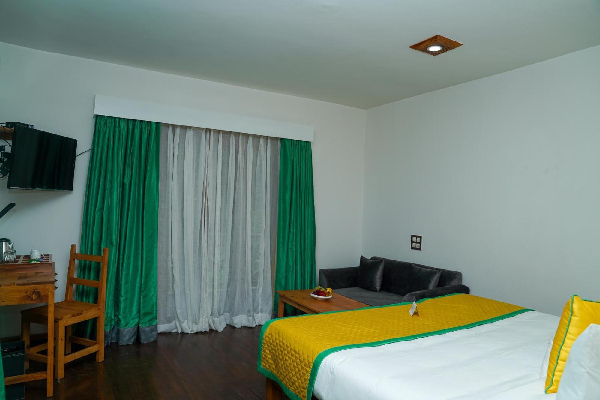Zone Connect By The Park, Manali Hotel Buitenkant foto