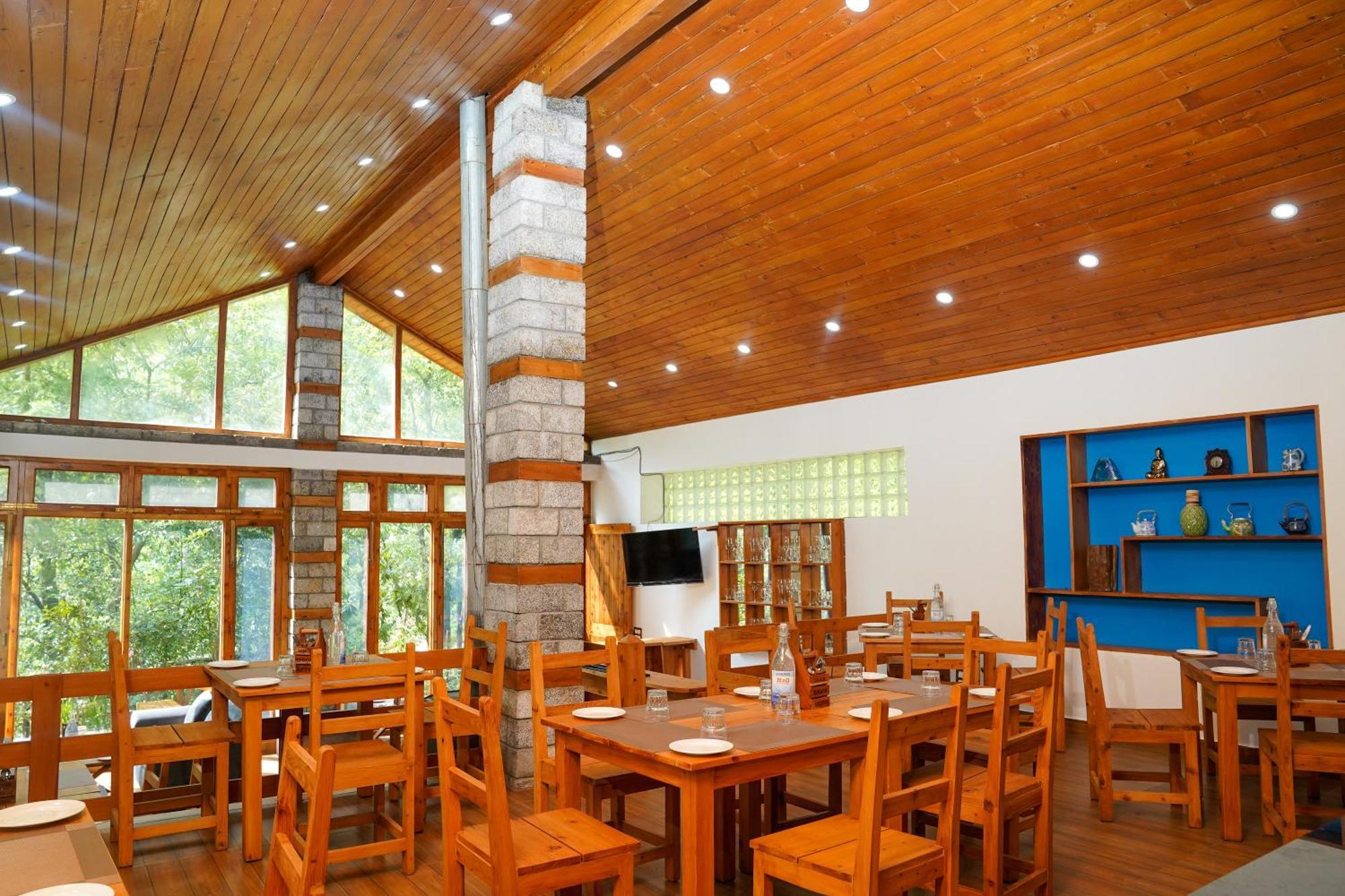 Zone Connect By The Park, Manali Hotel Buitenkant foto