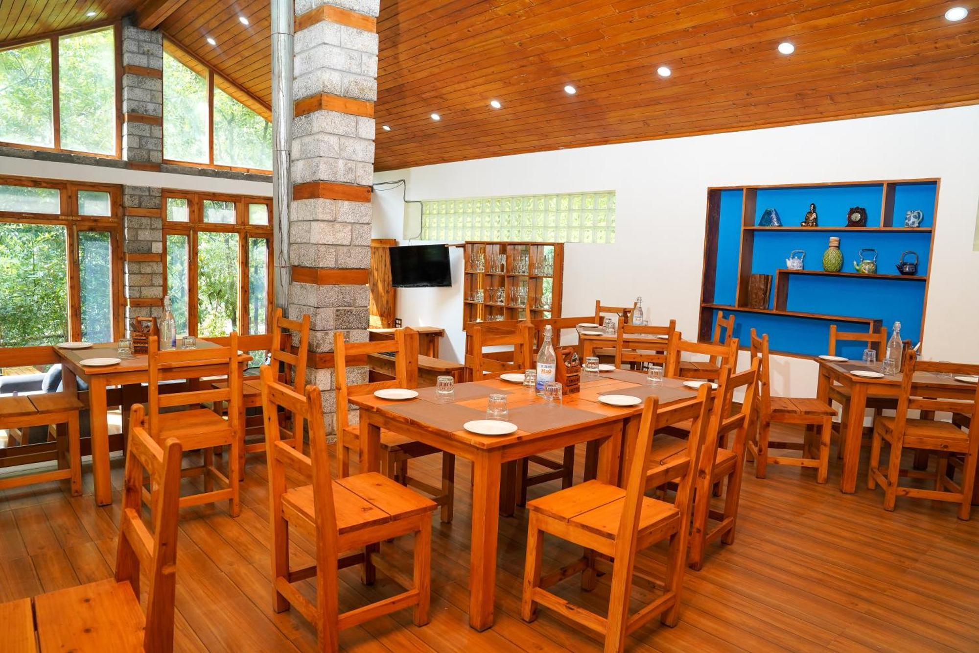 Zone Connect By The Park, Manali Hotel Buitenkant foto