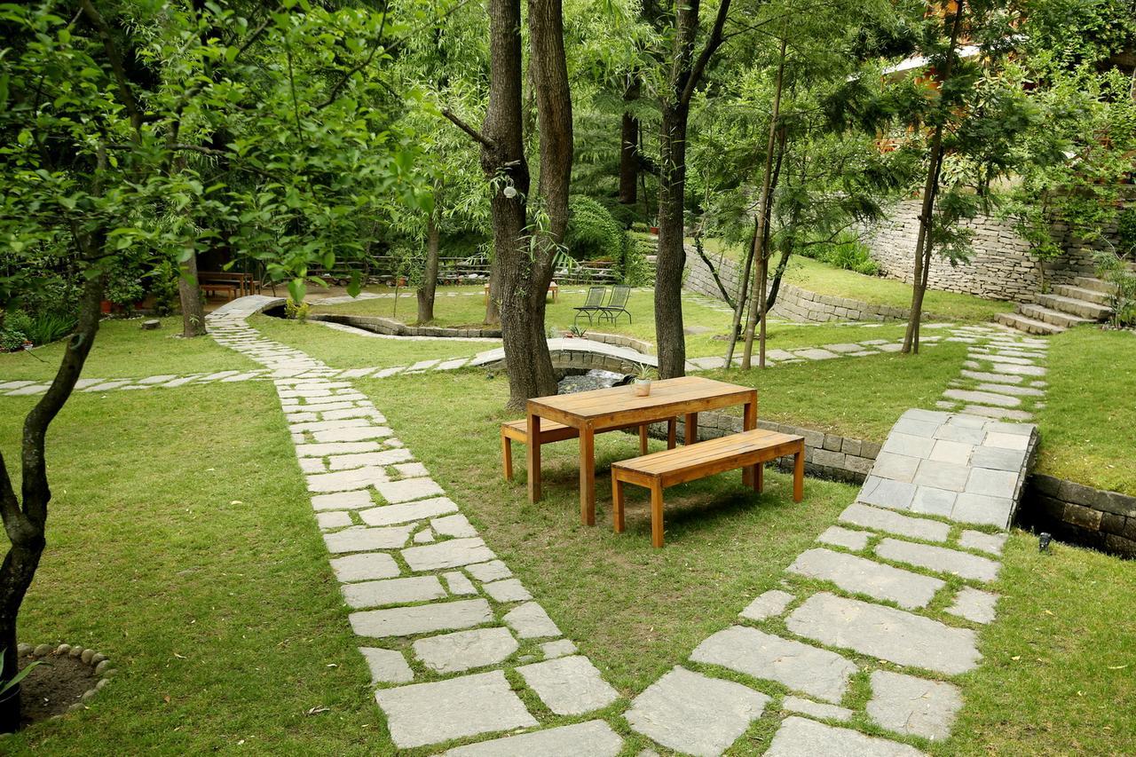Zone Connect By The Park, Manali Hotel Buitenkant foto